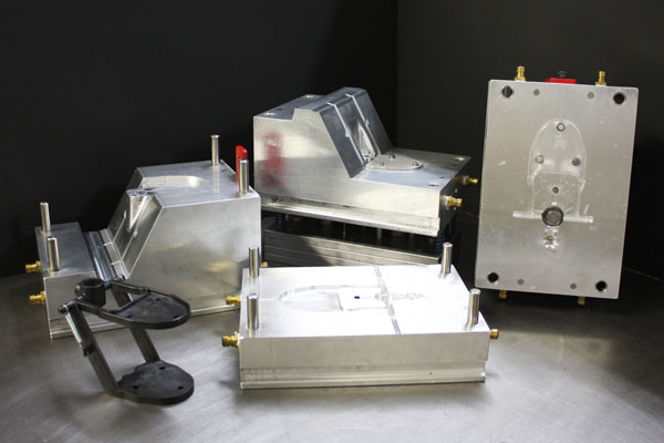 Weal Brothers plastic injection mold making 2