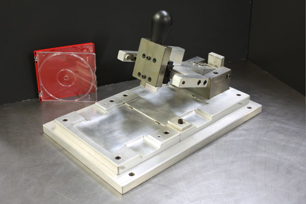 Weal Brothers plastic injection molding precision tooling 3